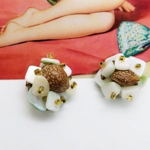 Vintage Japan Mother of Pearl Shell Bead earrings